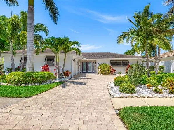 696 Snug Is, Clearwater, FL 33767