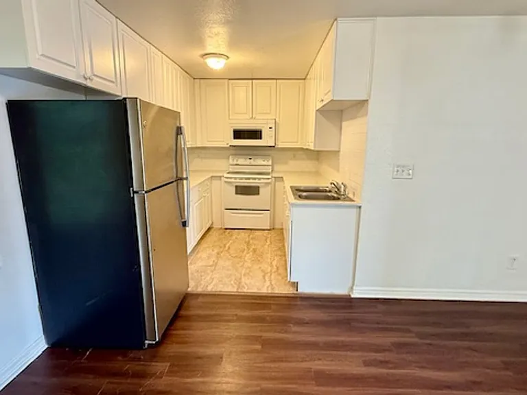 3616 Pearl St #4 — Photo 3