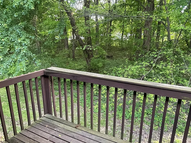 20 Estate Dr #4 — Photo 9
