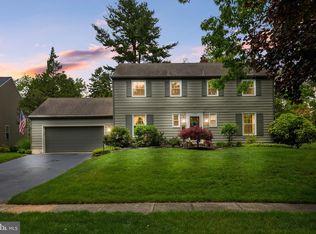 125 Somers Ct S, Moorestown, NJ 08057
