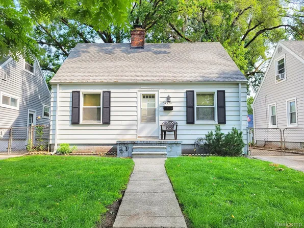 34324 Richard St, Wayne, MI 48184