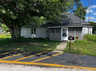 1291 E 1695 North Rd, Shelbyville, IL 62565