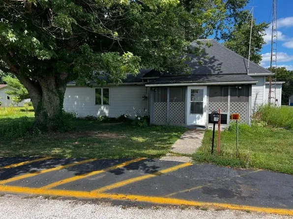 1291 E 1695 North Rd, Shelbyville, IL 62565