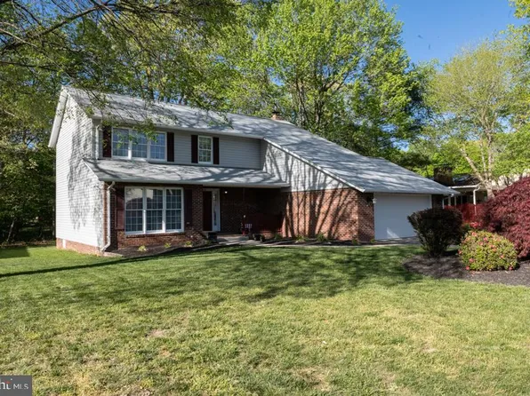120 E Quail Ln, La Plata, MD 20646