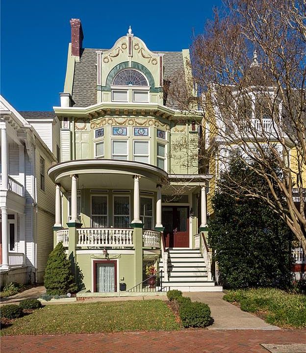 1st image of 218 North St