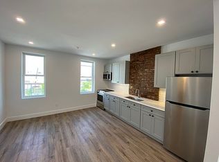 112-16 Rockaway Beach Blvd #2R, Rockaway Park, NY 11694