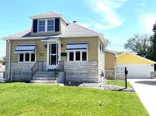 4820 S 22nd Pl, Milwaukee, WI 53221