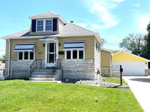 4820 S 22nd PLACE, Milwaukee, WI 53221