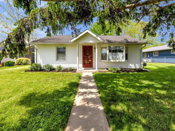 305 N Jefferson St, Utica, OH 43080