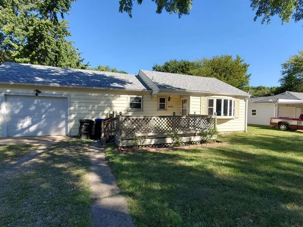 4008 SW 23rd St, Topeka, KS 66614