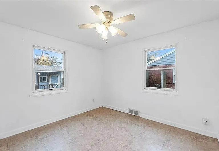 3929 Fulton Ave — Photo 13