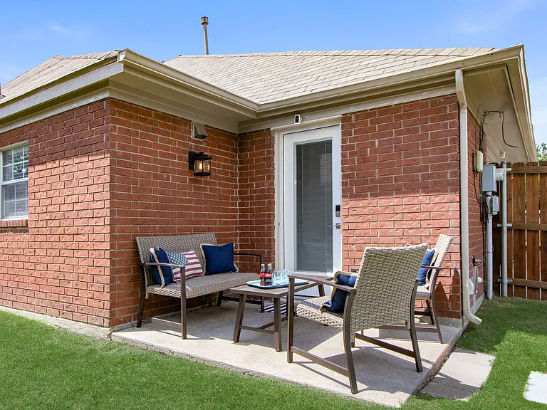 9724 Preston Vineyard Dr — Photo 49