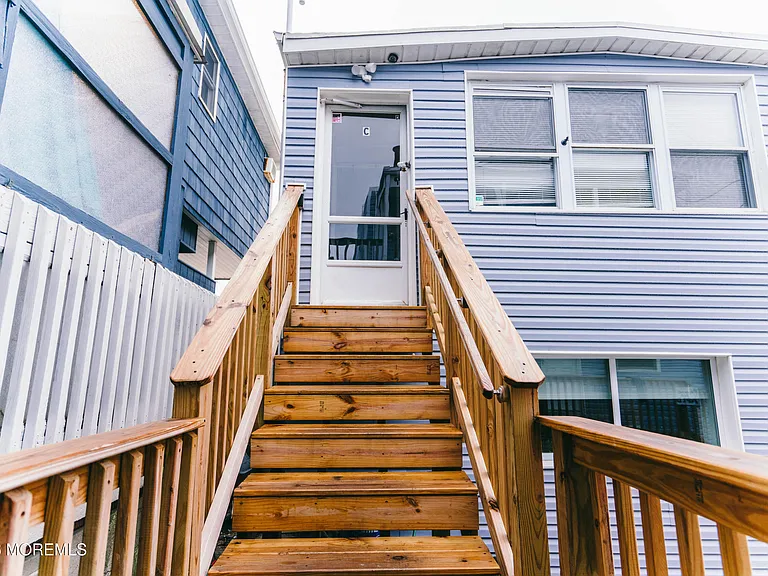 13 Decatur Ave #C — Photo 6