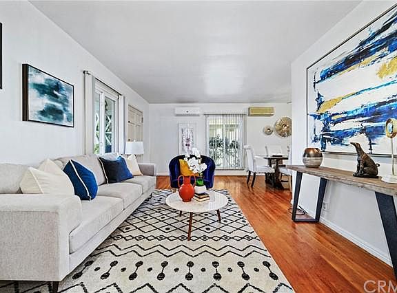 3rd image of 4918 Ryland Ave