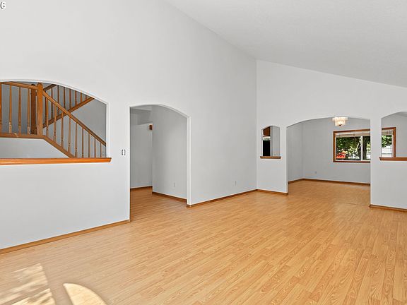 5th image of 16412 NE 13th St