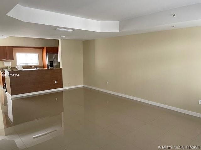 1st image of 18415 NE 27th Ct #153