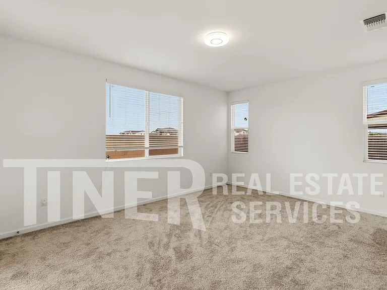 8112 Joecy Way — Photo 13