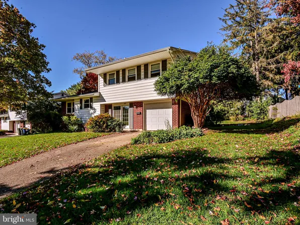 402 Radcliffe Dr, Newark, DE 19711