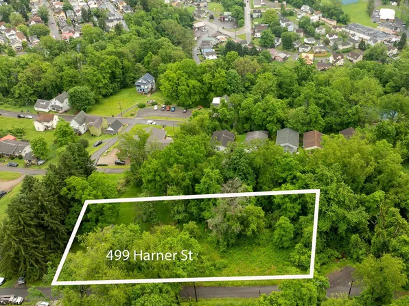 499 Harner St, Morgantown, WV 26501