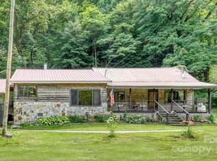 909 Hyatt Creek Rd, Marble, NC 28905