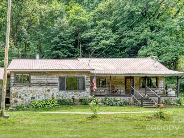 909 Hyatt Creek Rd, Marble, NC 28905