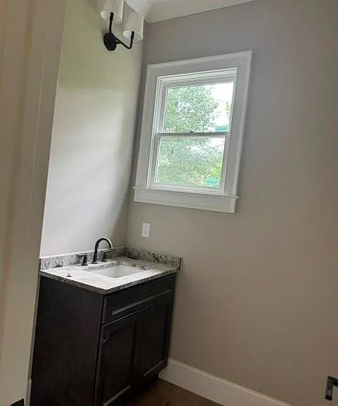 1886 Timothy Dr — Photo 4
