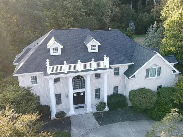 227 Edelweiss Dr, Wexford, PA 15090