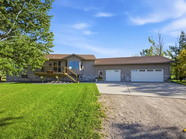 5606-57 1/2 Ave N, Harwood, ND 58042