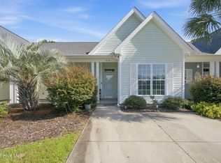 615 Saint Vincent Dr, Wilmington, NC 28412