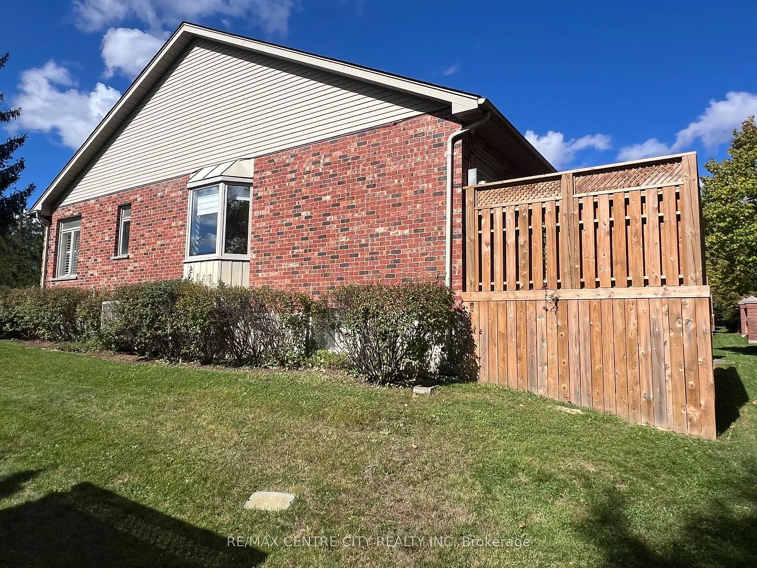 2 bed, $2,700 — Photo 3