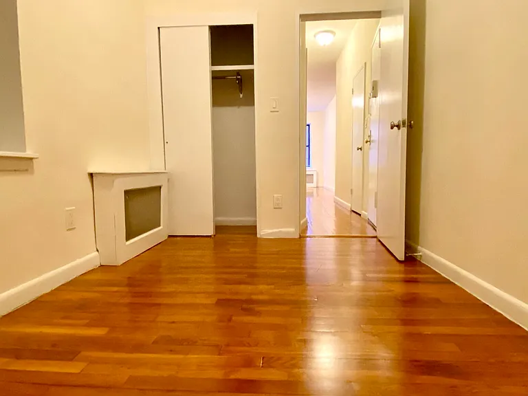 416 E 74th St #2V — Photo 9