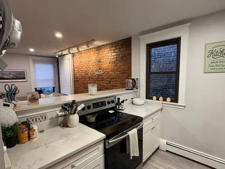 25 South St #3 — Photo 2