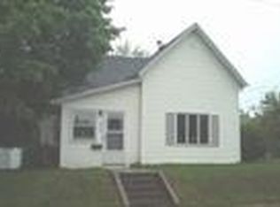 215 W Van Cleve St, Hartford City, IN 47348