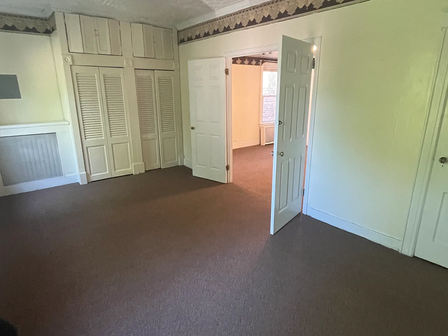 2 bed, 2100 sqft, $2,500 — Photo 2
