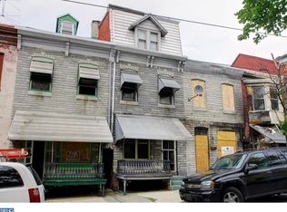 1037 Buttonwood St, Reading, PA 19604