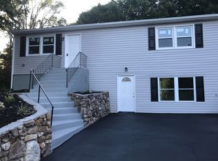 5435 Starkey Rd, Roanoke, VA 24018