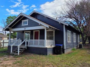 409 N 4th St, Noble, OK 73068