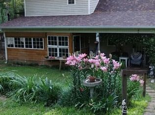 954 Baughs Cross Rd, West Point, GA 31833