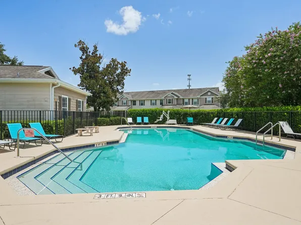 Brittany Bay I, 14815 Triangle Bay Dr #207, Naples, FL 34119