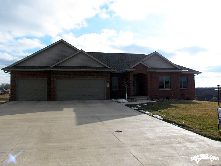 1st image of 16777 Cordillera Dr