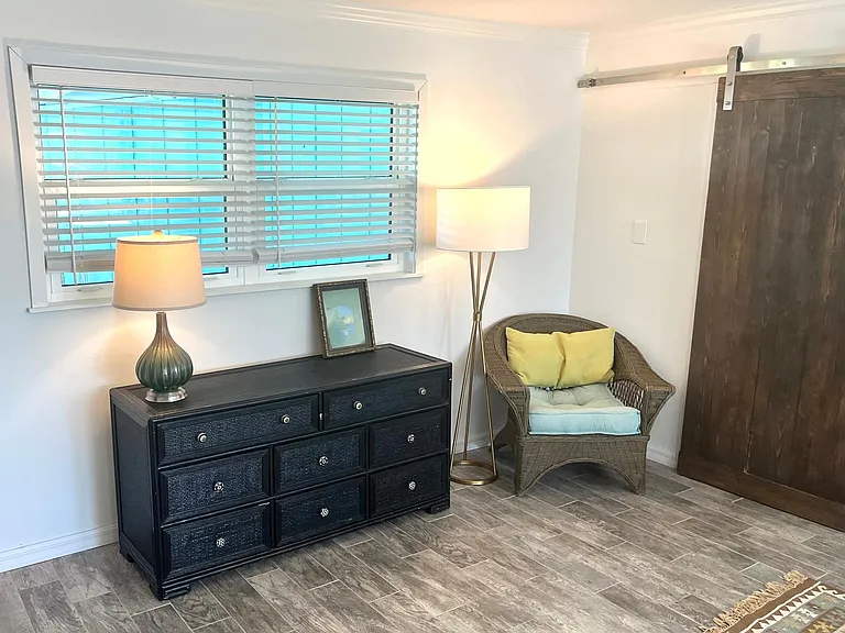 Master suite