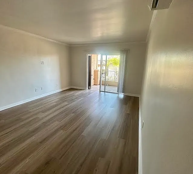 Loma Village — Photo 21