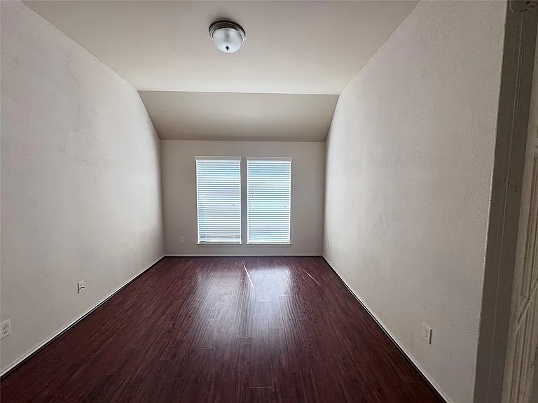 22010 Rustic Canyon Ln — Photo 6