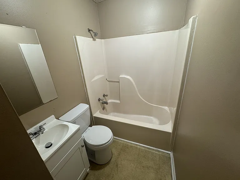 1589 Yager Rd — Photo 3