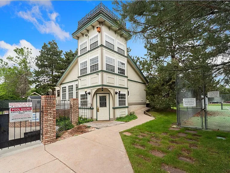 2828 Silverplume Dr #Q3 — Photo 3