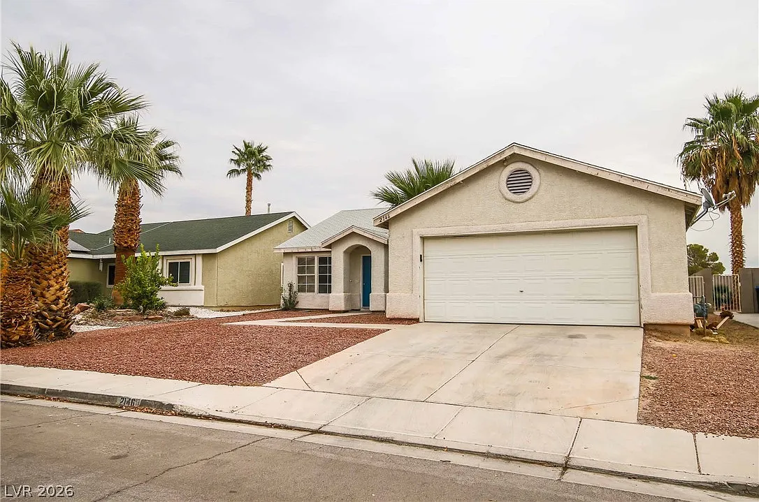 3 bed, 2.0 bath, 1585 sqft, $2,000 — Photo 3