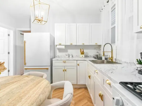 14 Seabury St Floor 1, Newark, NJ 07104