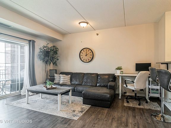 3rd image of 410 W Mahogany Ct Unit 504
