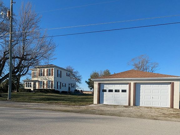 4th image of 12345 Grove Rd