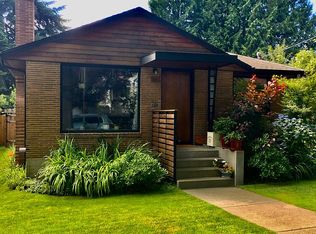 6811 24th Ave NE, Seattle, WA 98115